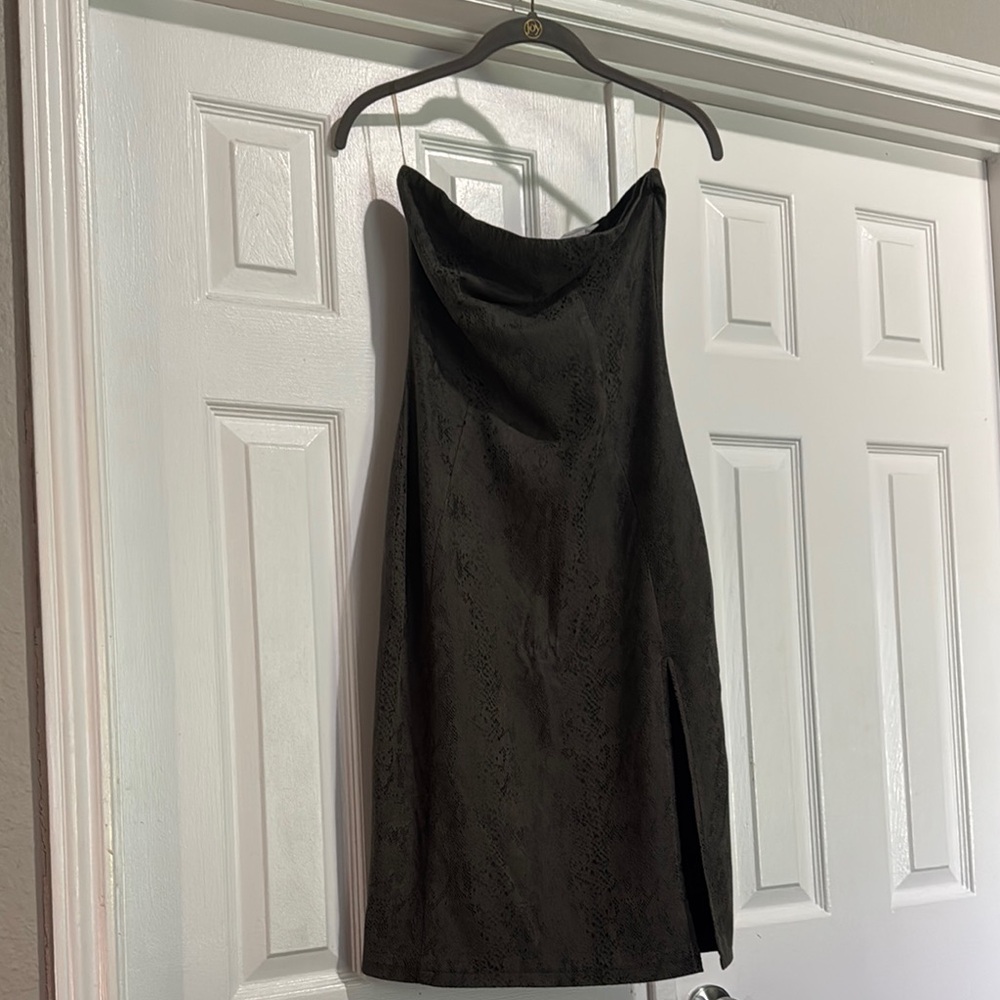 Green Snakeskin Strapless Cocktail Dress